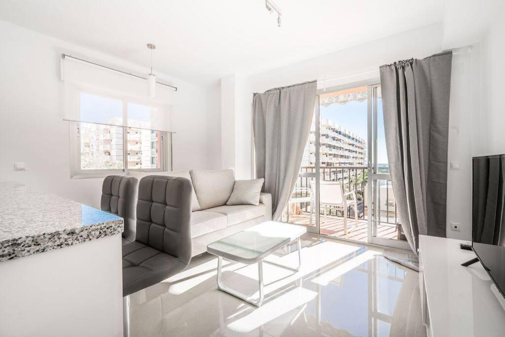 Stunning Fuengirola Gem With City And Sea Views ภายนอก รูปภาพ